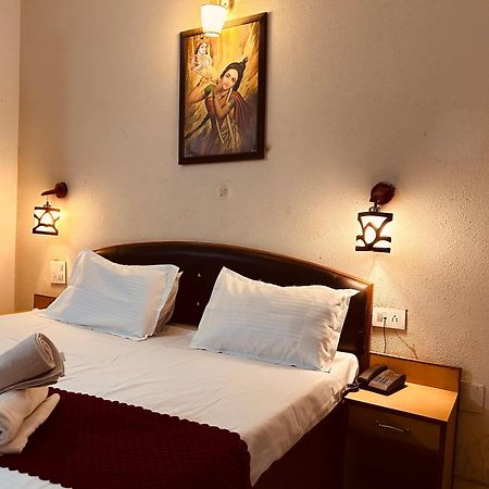 Hotel Royal Respite - Luxury Comfort ! Travellers Delight ! Budget Friendly ! Prime Location ! Guest Favourite Rishikesh Exterior photo