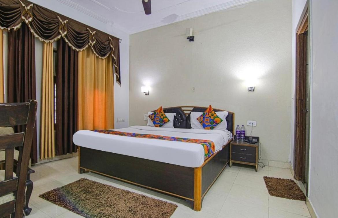 Hotel Royal Respite - Luxury Comfort ! Travellers Delight ! Budget Friendly ! Prime Location ! Guest Favourite Rishikesh Exterior photo