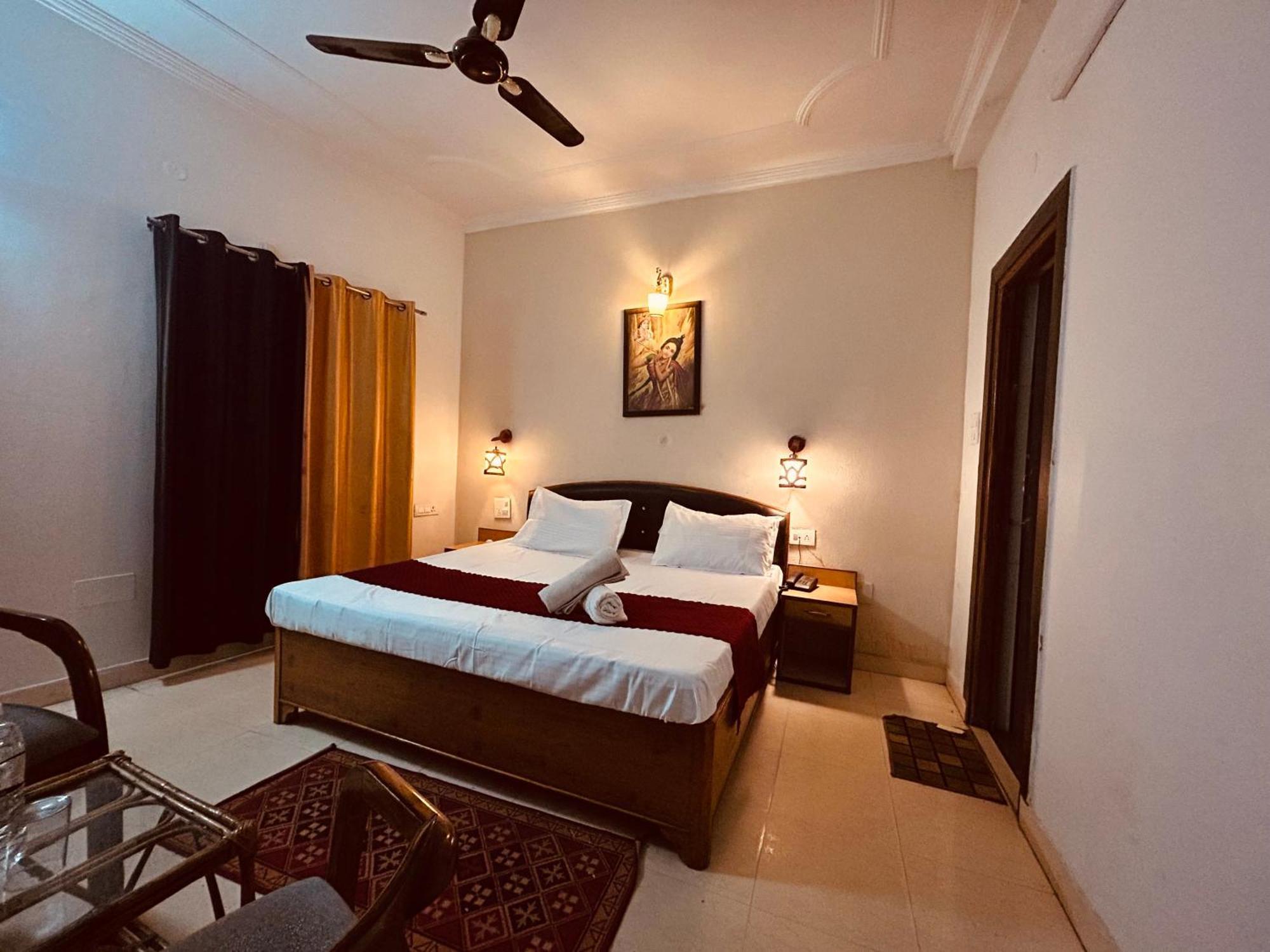 Hotel Royal Respite - Luxury Comfort ! Travellers Delight ! Budget Friendly ! Prime Location ! Guest Favourite Rishikesh Exterior photo