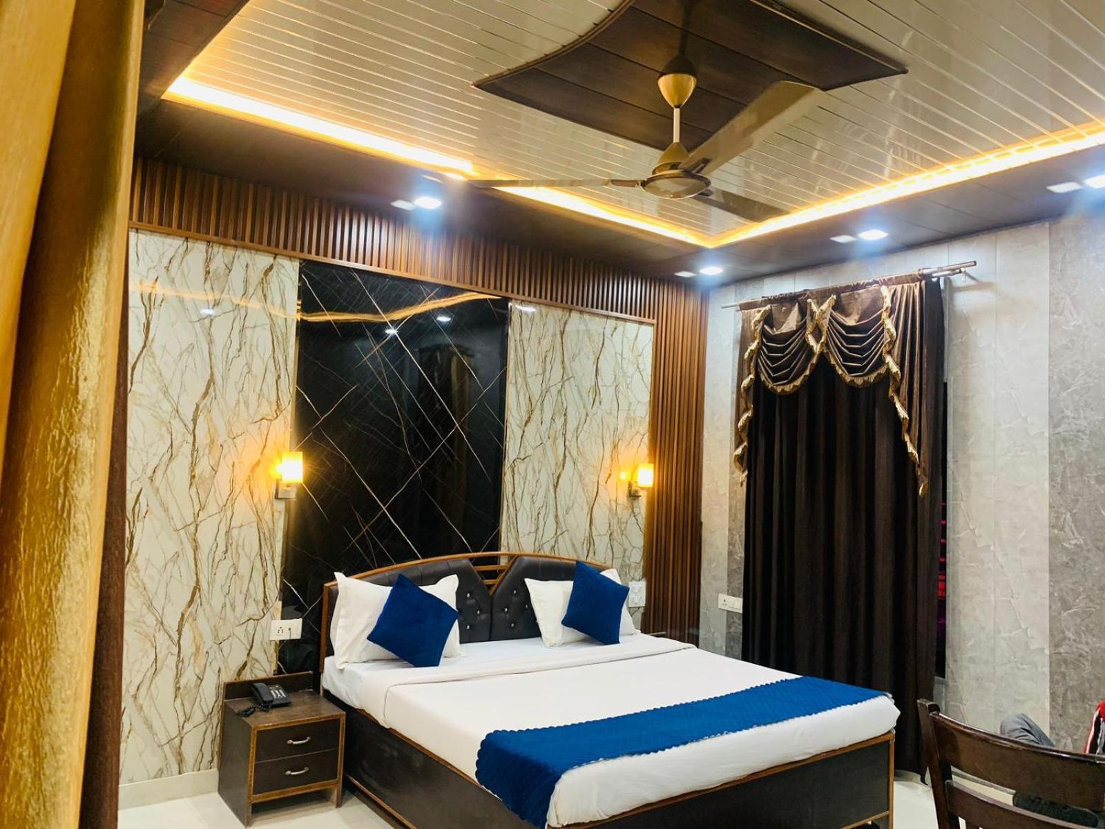 Hotel Royal Respite - Luxury Comfort ! Travellers Delight ! Budget Friendly ! Prime Location ! Guest Favourite Rishikesh Exterior photo